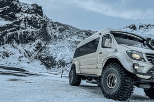 Reykjavik: Thorsmorkin laakso ja Eyjafjallajökull-jäätikköretki