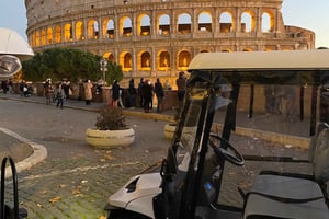 Exclusive Rome by Night: Golf Cart, Italian Dinner & Gelato