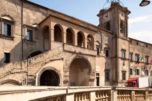 Civitavecchiasta: Tarquinia & Unesco Site vierailu lounaalla