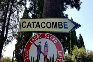 Rooma: Appian Way ja katakombit VIP-kierros, jossa on hotellin nouto.