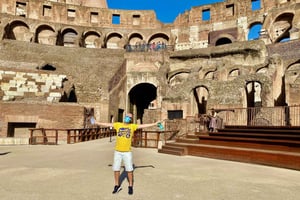 Roma: Tour guidato dell'Arena del Colosseo con l'opzione Foro Romano