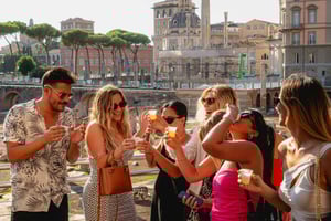 Rome: Guided Bar Crawl with Drinks & Dark History