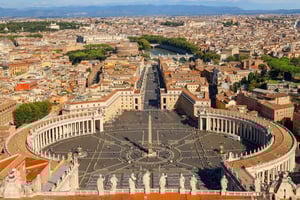 Rome: St. Peter's Basilica, La Pietà, and Papal Tombs Tour