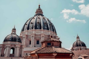 Petersbasilika: Tour zur Heiligen Pforte und zu den Vatikanischen Grotten