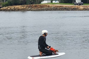 Летайте над водой: урок Lift5 eFoil с видеосъемкой