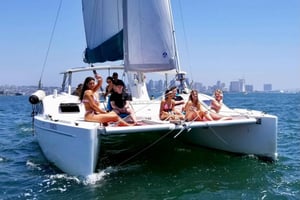 Залив Сан-Диего: 2,5-часовой круиз на катамаране Pure Catamaran Sailing Cruise