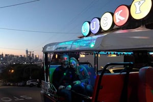 San Francisco: 2 tunnin yksityinen tuk tuk -auringonlaskukierros tai yökierros