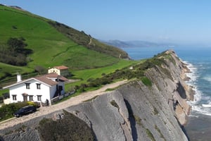 バスク海岸と田園地帯のプライベートツアー