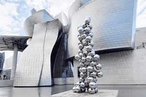 San Sebastián: yksityinen kierros Bilbaossa ja Guggenheim-museossa lounaalla
