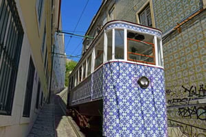 Lissabon: Privat barnvänlig stadsrundtur med slottet São Jorge