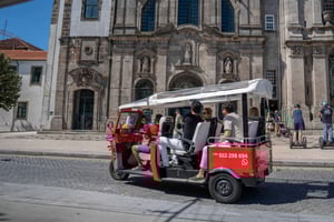 Stadsrondleiding door Porto met een tuktuk
