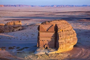 Hegra & Dadan Full-Day Heritage Tour