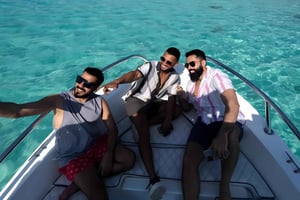 Jeddah: Bådtur til Bayada Island med frokost