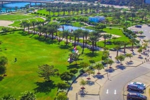 Flucht ans Rote Meer: Premium-Bootserlebnis zur Insel Bayada