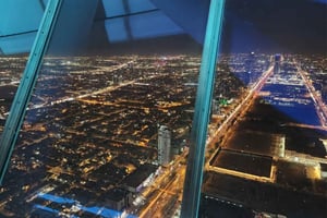 リヤドのプレミアム1日観光ツアー（キングダムタワー訪問）をお楽しみください