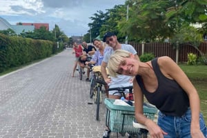 From Mahe: Praslin and La Digue Tour with Transfer and Lunch