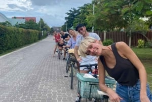 From Mahe: Praslin and La Digue Tour with Transfer and Lunch