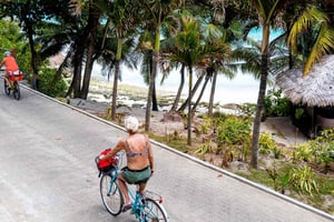 From Praslin: La Digue Boat Trip with Bike Rental