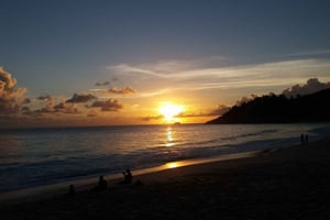 マヘ島：カスタマイズ可能なプライベート夜のツアー（最大12名様）