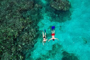 Praslin: excursión en barco de día completo a Curieuse y St. Pierre con almuerzo