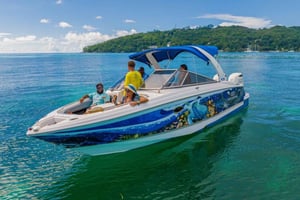 Fuga tropicale in trio: Coco, Félicité e La Digue.