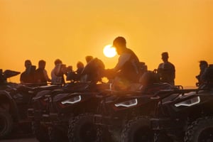 Agafay-ørkenen: Quad & kameltur i solnedgang med middagsshow