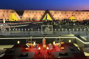 Le Caire : Dîner avec vue sur le Grand Musée égyptien et les Pyramides