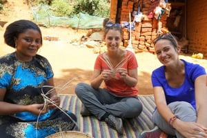 Dar es Salaam: Gastfamilie im Zaramo-Dorf