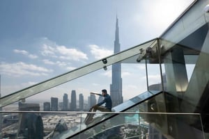 Dubai: Sky Views Observatory Ticket mit optionalen Extras