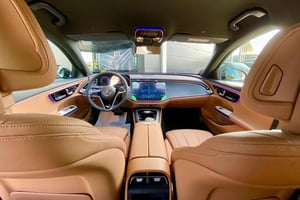 Hammamet, Susa o Túnez: Traslado VIP en Mercedes ...