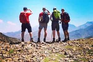 Marrakesch: Geführte Wanderung zum Tedli-Plateau & Blick auf das Imlil-Tal