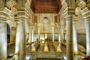 Marrakech: Saadian haudat, Bahia-palatsi, souk ja medina