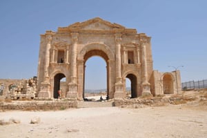 Privat oder geteilt: Jerash, Ajloun Castle & Umm Qais Tagestour