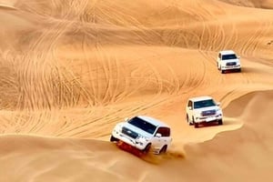 Qatar: Ökensafari, kamelridning, dune-bashing och inlandshavet