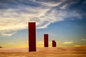 Qatar West Coast: Mushroom Rock & Camel Racing Experience