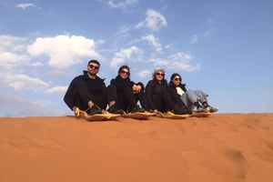 Safári no deserto de Riade com passeio de camelo, motos-quatro e jantar