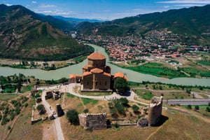 Ab Tiflis: Tour zu den Klöstern Mzcheta, Dschwari und Samtavro