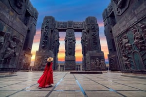 Tiflis: Mtskheta Jvari Basar, Chroniken von Georgien & Wein