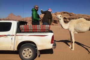 Wadi Rum: Übernachtung im Beduinencamp, Ganztagestour in der Wüste mit 3 Mahlzeiten