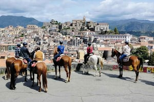 Ущелье Алькантара: конная прогулка и дегустация вин Этны