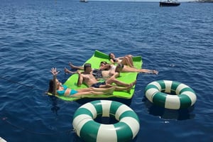 Catania: Tour en velero con brunch y parada para bañarse (4 h)
