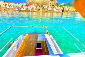 Cefalù: Passeio de barco com snorkeling, fruta fresca e bebidas