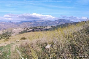 Contessa Entellina: Hiking the Path of Beauty
