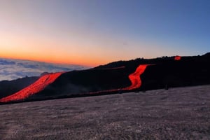 Udflugt til Etna fra Catania med svævebane og 4x4 til 3340 meter.