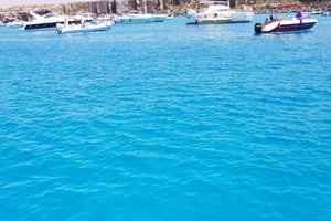 Favignana en Levanzo: exclusieve tour per rubberboot of aperitief bij zonsondergang