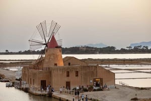 Marsala: Spacer z przewodnikiem po solankach z wizytą w wiatraku