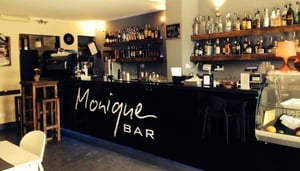 Monique Bar