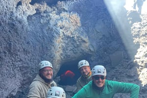 Vandretur til Etna-bjergets top 3000 – Effusive Fracture Route