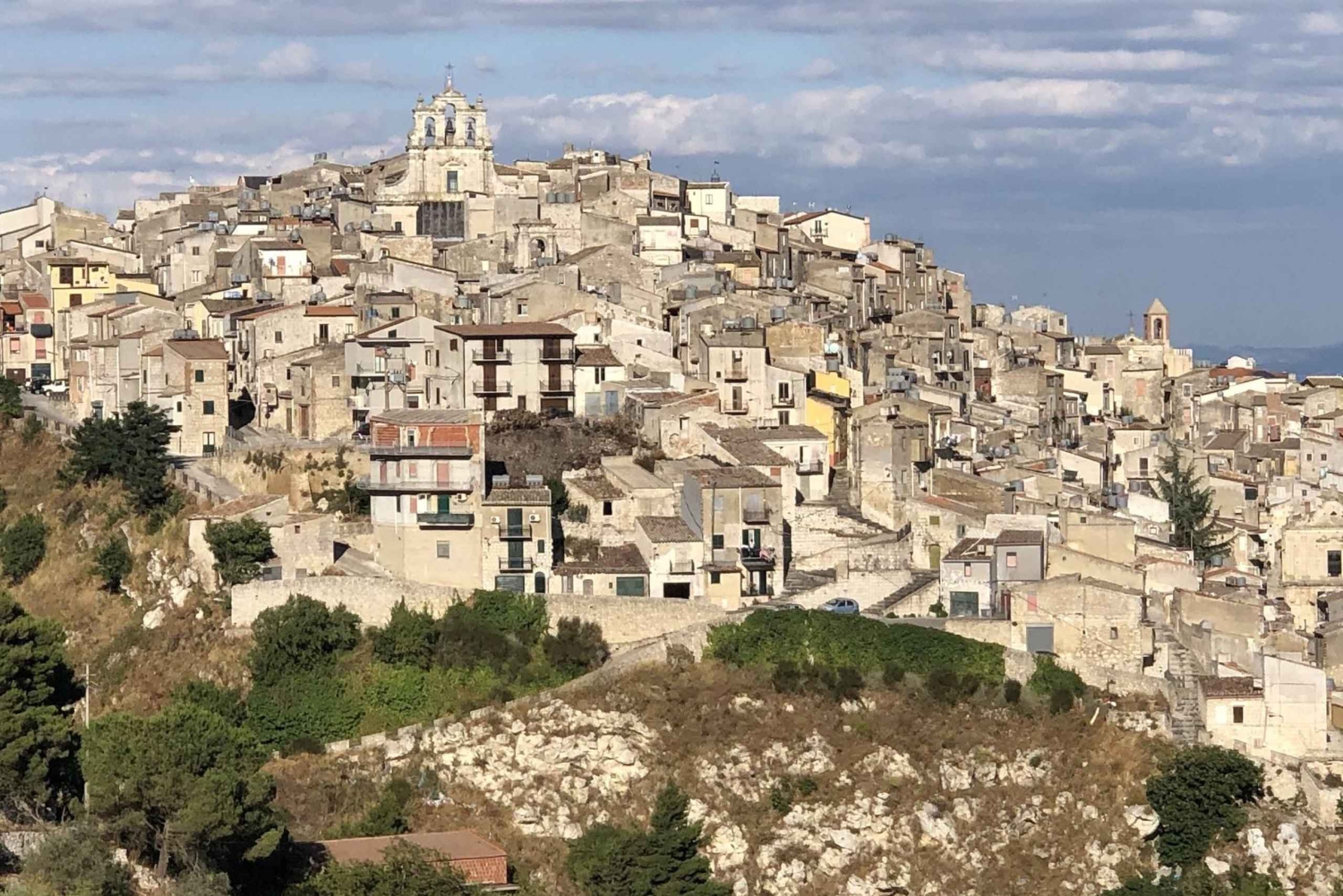 Mussomeli: Manfredonic Castle and Churches Walking Tour