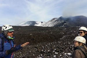 Excursión guiada fácil por la ladera sur del Etna